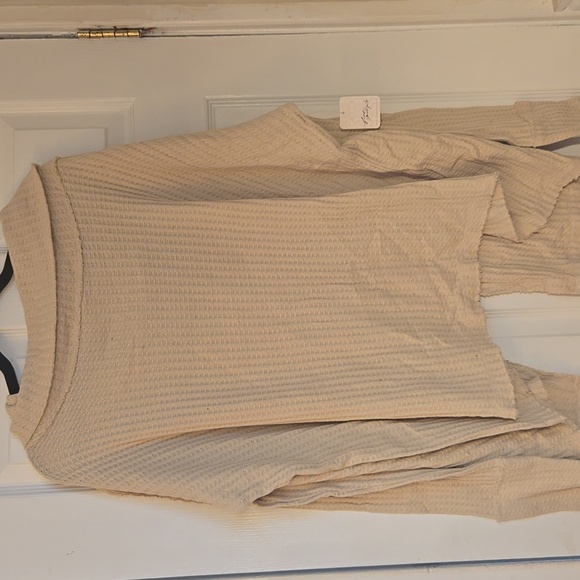 NWT Free People Juicy Long Sleeve Top Cowl Neck Thermal Stone Cold Beige - Picture 5 of 7